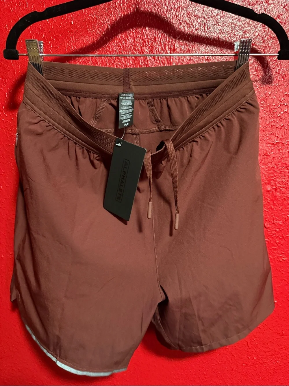 204. NWT Alphalete Men’s Maroon Athletic Shorts